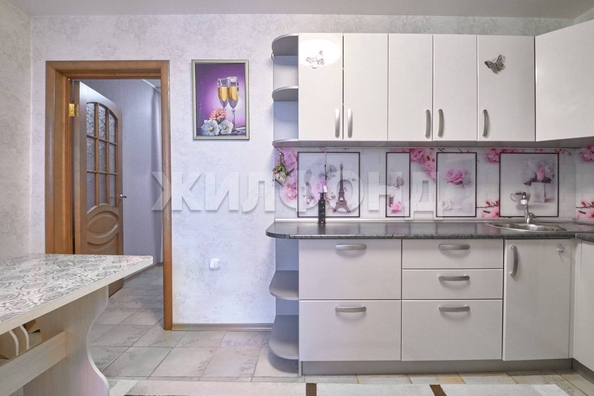 
   Продам 2-комнатную, 69.5 м², Новосибирская ул, 35

. Фото 5.