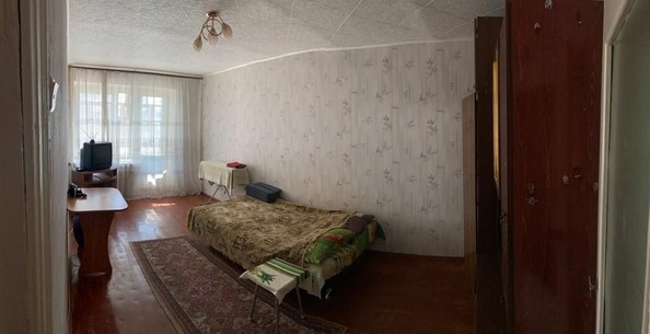 
   Продам 1-комнатную, 32 м², Елизаровых ул, 39А

. Фото 1.