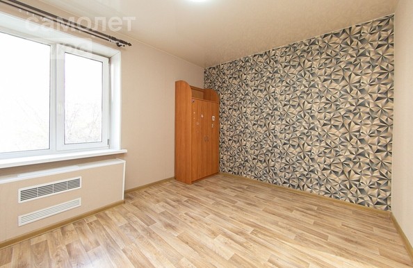 
   Продам 2-комнатную, 36.2 м², Ференца Мюнниха ул, 10

. Фото 5.