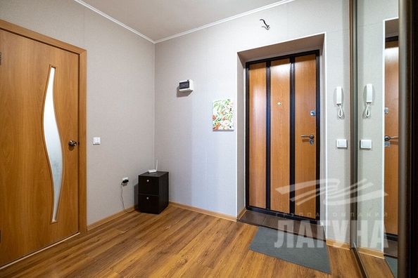 
   Продам 1-комнатную, 36 м², Богдана Хмельницкого пер, 12

. Фото 12.