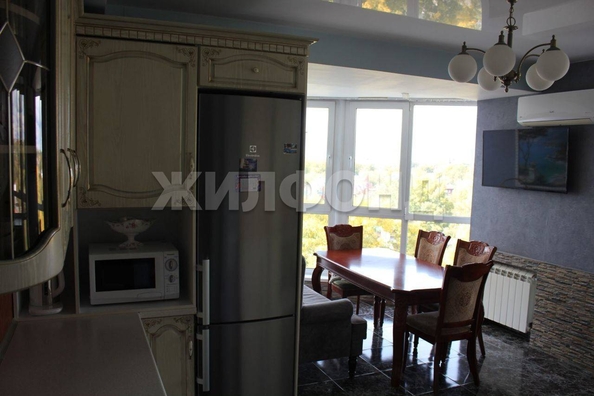 
   Продам 3-комнатную, 98.3 м², Алтайская ул, 20

. Фото 10.