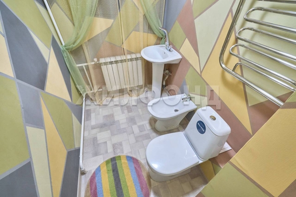 
   Продам 3-комнатную, 101 м², Богдана Хмельницкого пер, 12

. Фото 17.