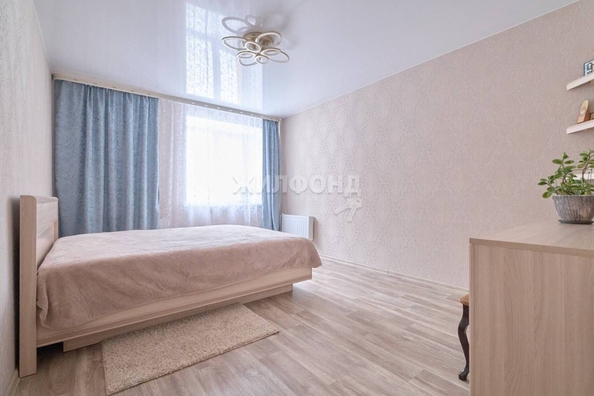 
   Продам 3-комнатную, 101 м², Богдана Хмельницкого пер, 12

. Фото 2.