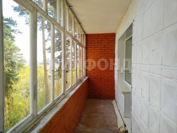 
   Продам 1-комнатную, 36.4 м², Октябрьская ул, 15

. Фото 4.
