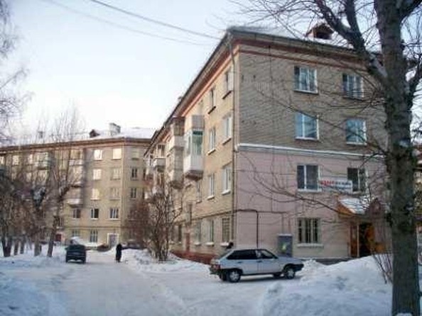 
   Продам 2-комнатную, 54 м², Коммунистический пр-кт, 40

. Фото 2.