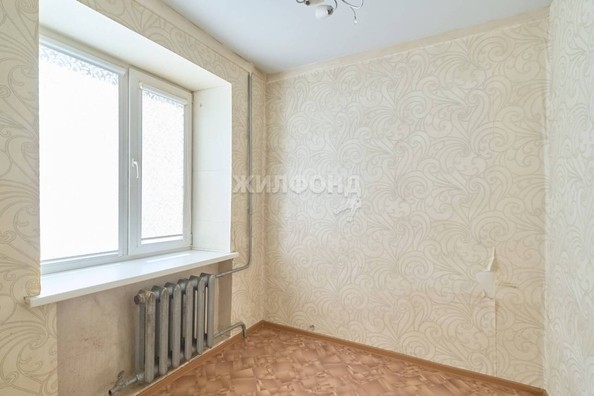 
   Продам 2-комнатную, 39.4 м², Полины Осипенко ул, 6

. Фото 9.
