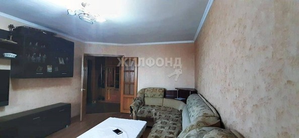 
   Продам 3-комнатную, 63.1 м², Новосибирская ул, 32

. Фото 3.
