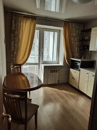 
   Продам 2-комнатную, 60 м², Ивана Черных ул, 66

. Фото 1.