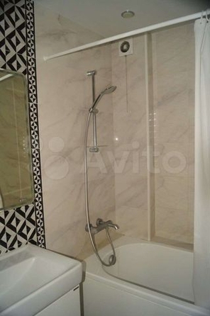 
  Продается 1-комн. квартира, 52 м², Большая Подгорная ул, д. 87/2
. Фото 8.