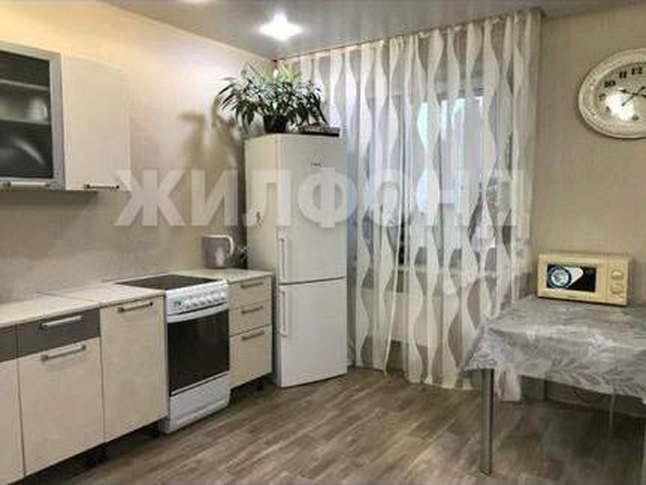 
   Продам 2-комнатную, 60.6 м², Нефтяная ул, 7

. Фото 3.