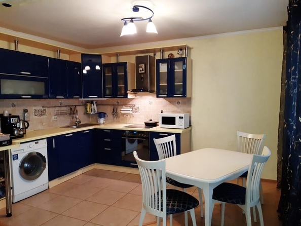 
  Продается 4-комн. квартира, 97.4 м², Учебная ул, д. 7
. Фото 8.