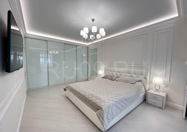 
  Продается 4-комн. квартира, 150 м², Карла Маркса ул, д. 3
. Фото 5.