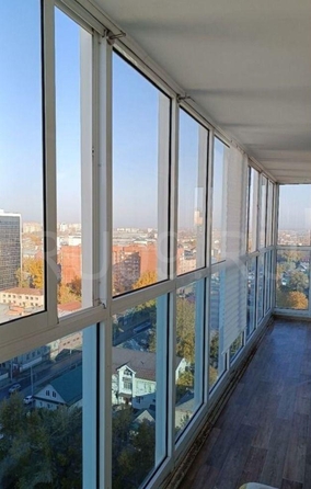 
  Продается 2-комн. квартира, 75 м², ЖК На Большой Подгорной, блок-секция 1,2
. Фото 17.