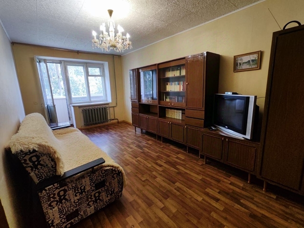 
   Продам 3-комнатную, 58.5 м², Тверская ул, 92

. Фото 1.