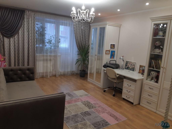 
  Продается 3-комн. квартира, 107.4 м², Аркадия Иванова ул, д. 27
. Фото 3.