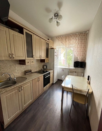 
  Продается 3-комн. квартира, 62.4 м², Большая Подгорная ул, д. 93
. Фото 2.