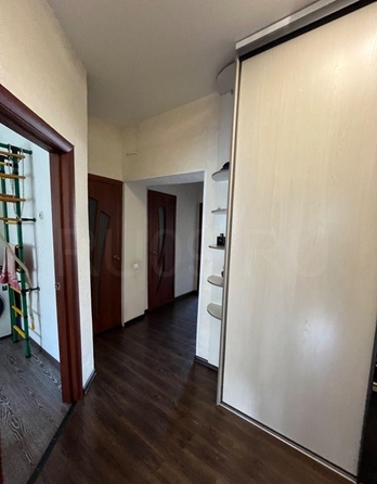 
  Продается 3-комн. квартира, 62.4 м², Большая Подгорная ул, д. 93
. Фото 5.