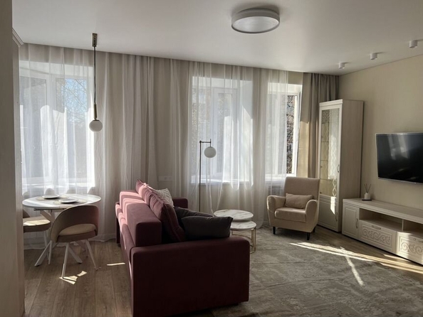 
  Продается 2-комн. квартира, 53 м², Свердлова ул, д. 5
. Фото 21.