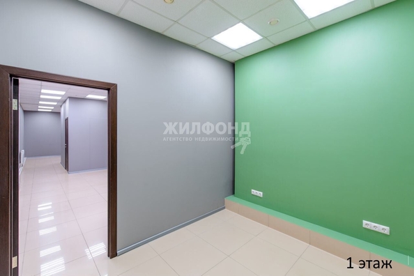 
   Продам помещение свободного назначения, 553 м², Карла Маркса ул

. Фото 4.