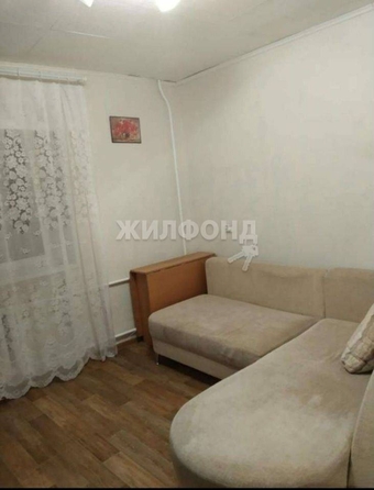 
   Продам комнату, 13.6 м², Полины Осипенко пер, 31а

. Фото 2.