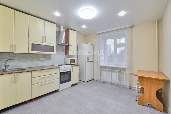 
   Продам 2-комнатную, 48.7 м², Мокрушина ул, 20/1

. Фото 10.