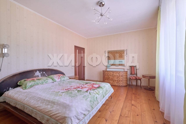 
   Продам дом, 299.1 м², Томск

. Фото 16.