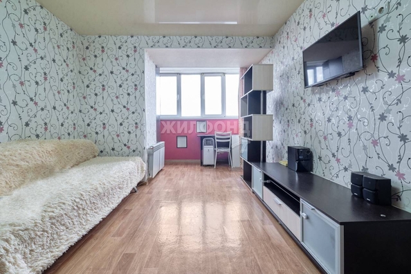 
   Продам 1-комнатную, 30.7 м², Богдана Хмельницкого пер, 12

. Фото 2.