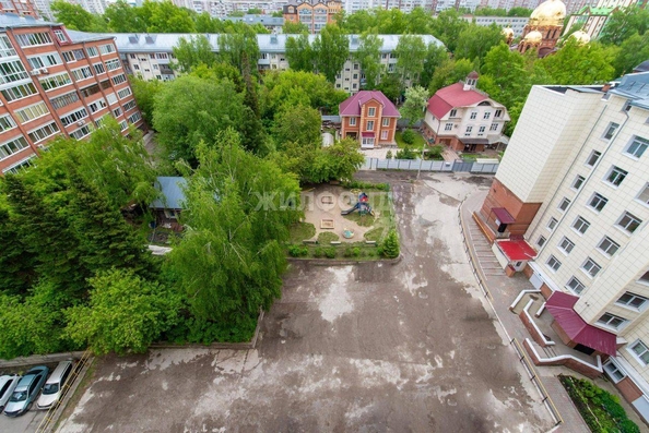 
   Продам 1-комнатную, 28.3 м², Алтайская ул, 24

. Фото 8.