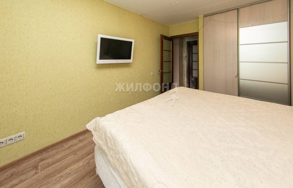 
   Продам 2-комнатную, 47 м², Смирнова ул, 38/2

. Фото 11.