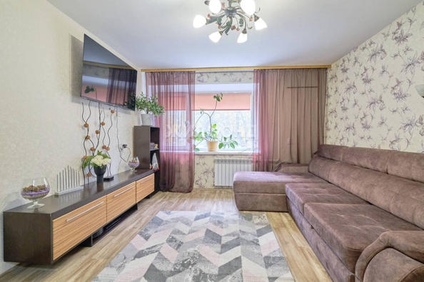 
   Продам 2-комнатную, 46.4 м², Киевская ул, 96

. Фото 5.