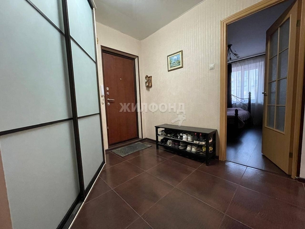 
   Продам 2-комнатную, 64 м², Иркутский тракт, 44

. Фото 11.