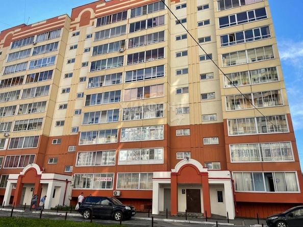 
   Продам 2-комнатную, 64 м², Иркутский тракт, 44

. Фото 22.