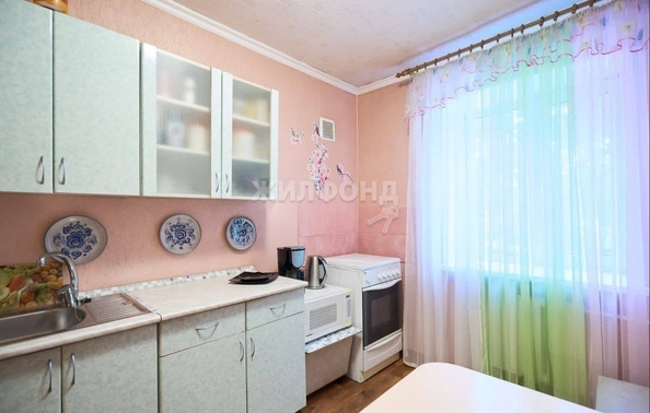 
   Продам 2-комнатную, 52.7 м², Октябрьская ул, 91а

. Фото 2.