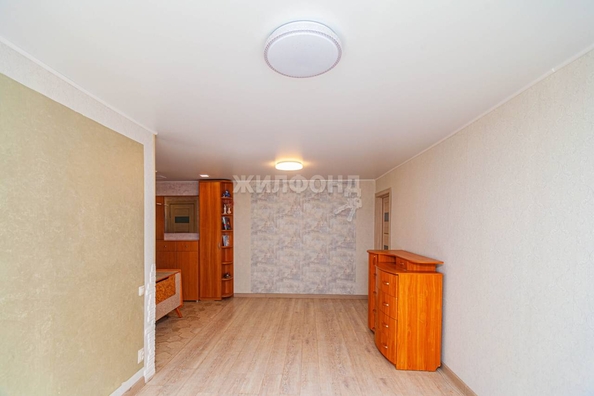 
   Продам 2-комнатную, 42.5 м², Строителей ул, 17

. Фото 5.