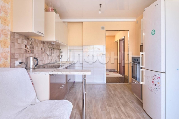 
   Продам 3-комнатную, 75 м², Ботанический пер, 16/3

. Фото 4.