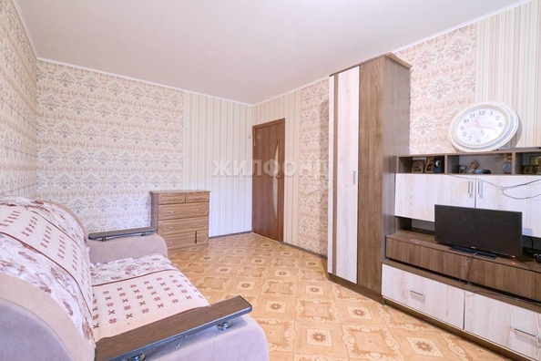 
   Продам 3-комнатную, 56.8 м², Бела Куна ул, 32

. Фото 1.