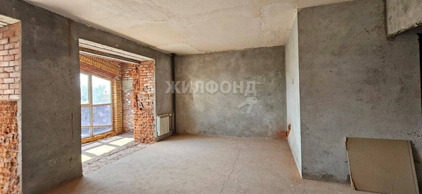 
   Продам 4-комнатную, 179.14 м², Тверская ул, 28

. Фото 3.