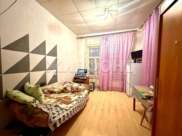 
   Продам секционку, 14 м², Белинского ул, 17а

. Фото 5.