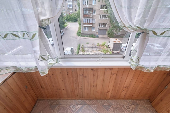 
   Продам 4-комнатную, 58.6 м², Лебедева ул, 111

. Фото 8.