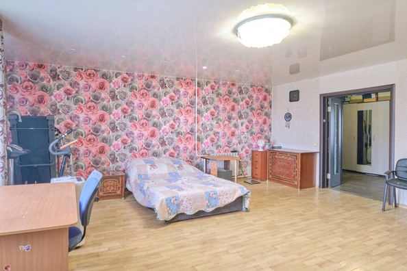 
   Продам таунхаус, 359.6 м², Богашево

. Фото 9.