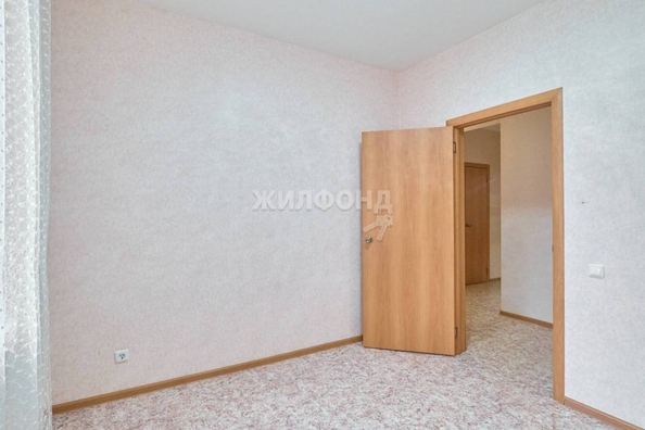 
   Продам 3-комнатную, 58.5 м², Анны Ахматовой ул, 7

. Фото 8.