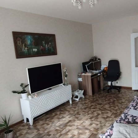 
  Продается 2-комн. квартира, 62.7 м², Павла Нарановича ул, д. 10
. Фото 9.