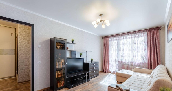 
   Продам 1-комнатную, 35.4 м², Сибирская ул, 102

. Фото 2.