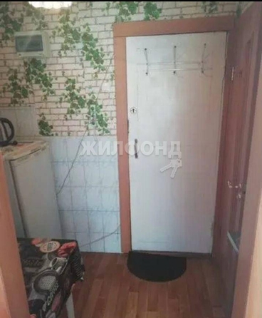 
   Продам 1-комнатную, 14 м², Полины Осипенко ул, 31

. Фото 3.