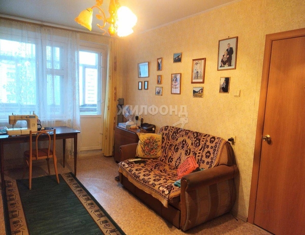 
   Продам 1-комнатную, 35.93 м², Сибирская ул, 104

. Фото 1.