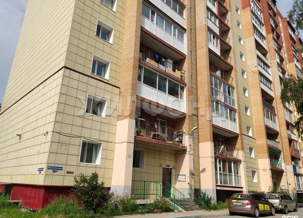 
   Продам 1-комнатную, 33.4 м², Иркутский тракт, 174/2

. Фото 2.