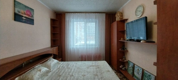 
   Продам 3-комнатную, 65 м², Ивана Черных ул, 24

. Фото 8.