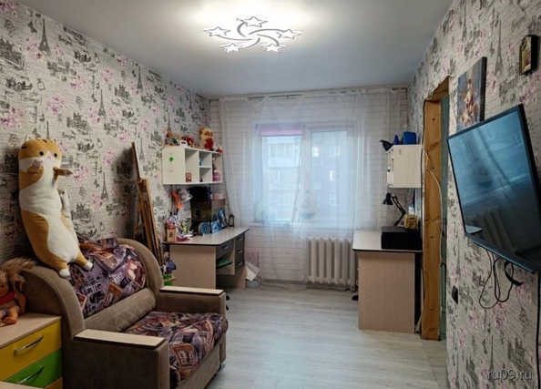 
  Продается 2-комн. квартира, 44 м², Репина ул, д. 15/1
. Фото 2.