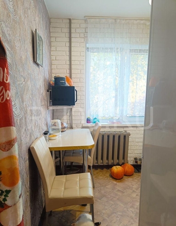
  Продается 2-комн. квартира, 44 м², Репина ул, д. 15/1
. Фото 5.