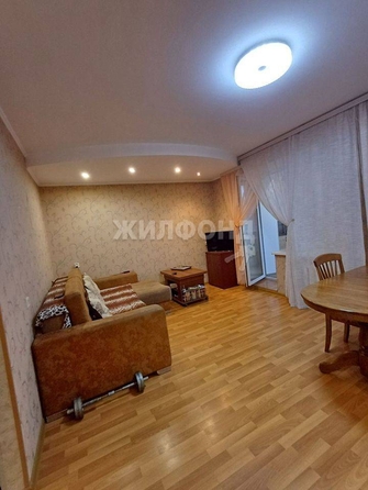 
   Продам 1-комнатную, 47 м², Ивана Черных ул, 36

. Фото 2.